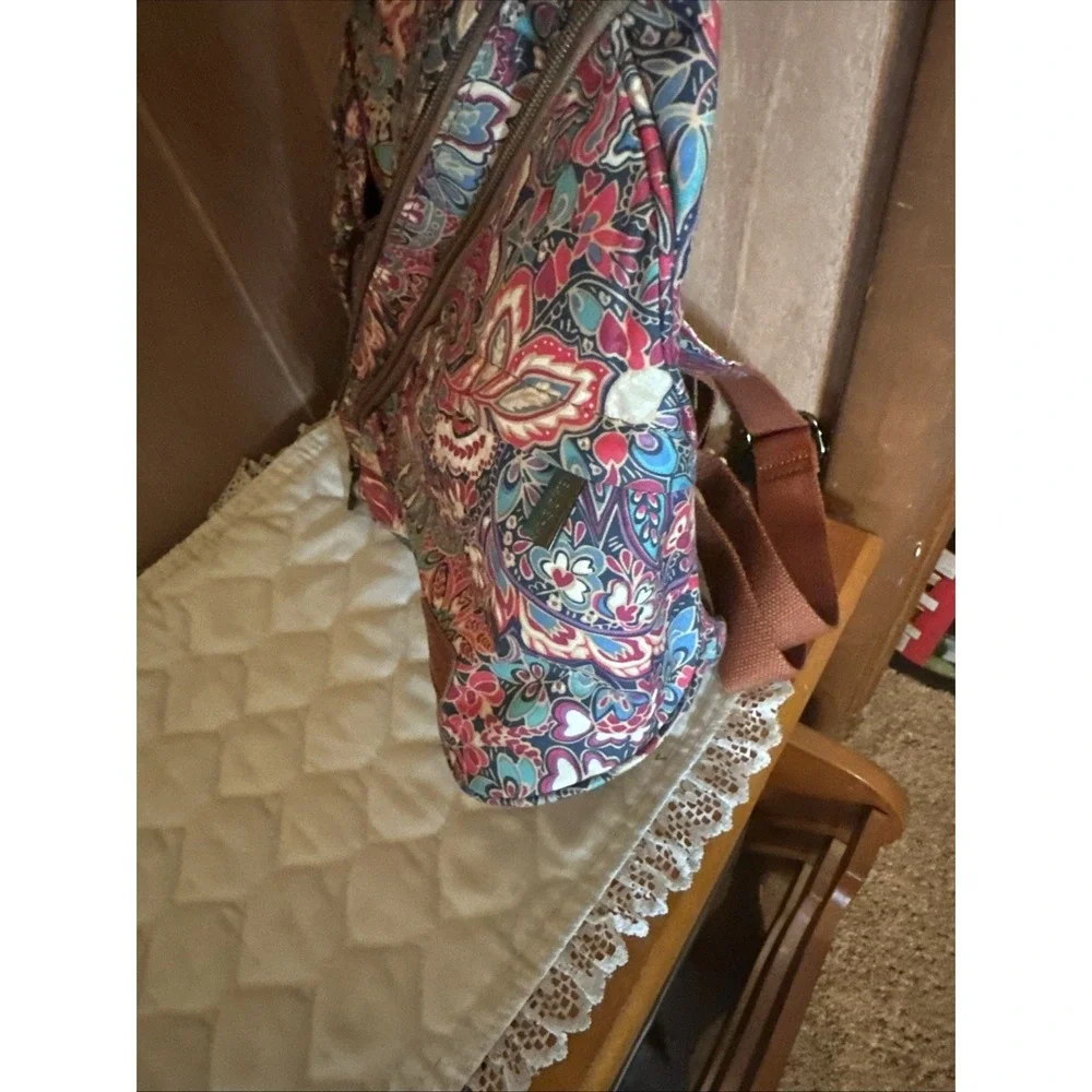 BAOSHA Colorful Paisley Sling Backpack / 5 Pockets / Water Bottle Holder